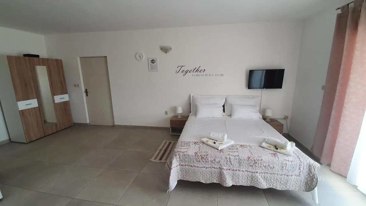 Batkoski Apartments Pag Town 0*,  Kroatië