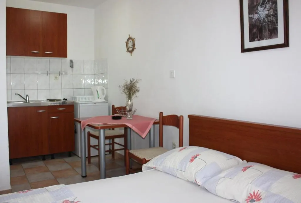 Batkoski Apartments Pag Town Kroatië